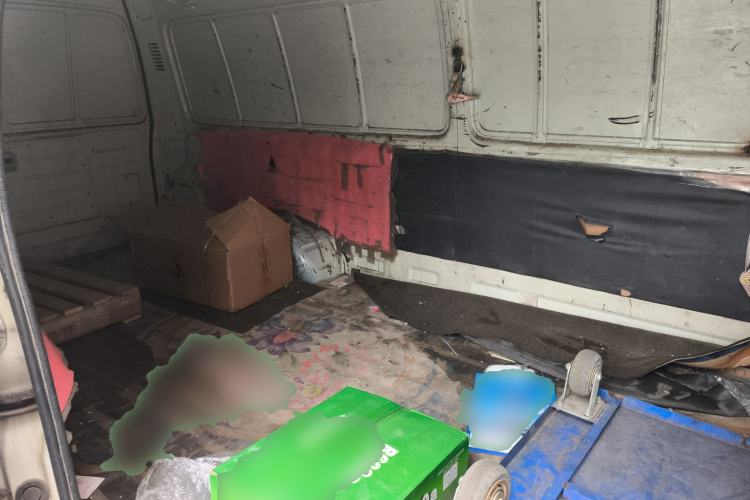 Used Golden Dragon Hiace 2021 1.8L Gasoline Version Long Wheelbase High-Roof Model LJ4A18Q6 Left Rear Seat