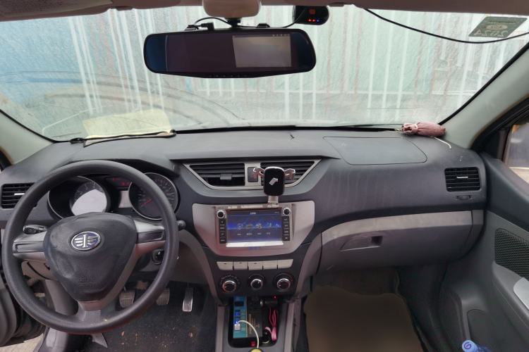 Used FAW Senya S80 2011 1.3L Manual 7-Seater Comfort Version
