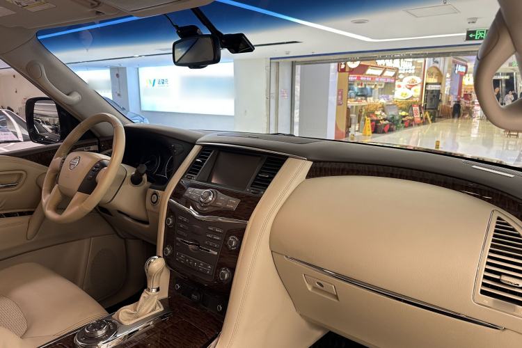 Used Nissan Patrol 2017 5.6L Standard Version
