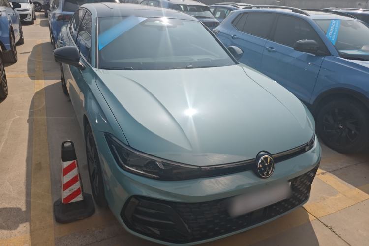 Used Volkswagen Passat 2025 Pro 380TSI Starry Dragon Luxury Edition
