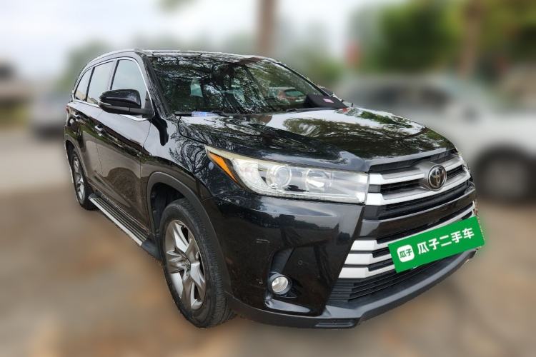 Used Toyota Highlander 2018 2.0T Two-Wheel-Drive Luxury Edition 7 Seats Emission Standard China V

