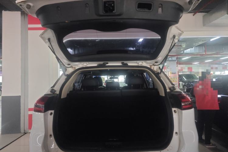 Used Geely Auto Emgrand X7 Sport 2018 1.8TD Automatic Two-Wheel Drive Smart Connect 4G Internet Edition
