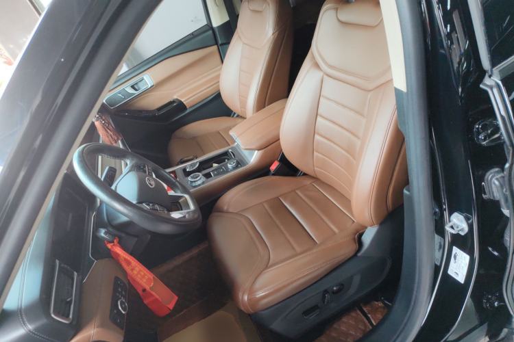 Used Ford Explorer 2023 EcoBoost 285 Four-Wheel Drive Stylish Plus Version 7 Seats
