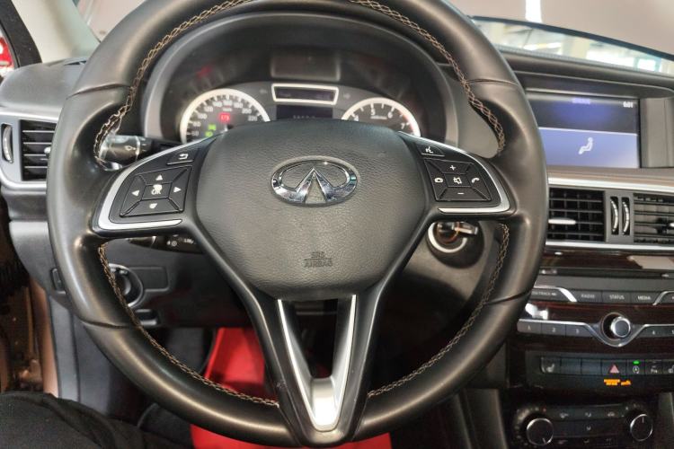 Used Infiniti QX30 2017 2.0T Four-Wheel Drive Sport Edition