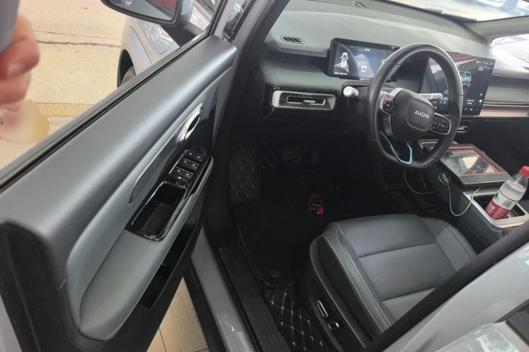 Used AION Y 2022 Plus 70 Smart Edition
