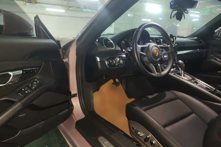 Used Porsche 718 2022 Boxster 2.0T Driver Seat