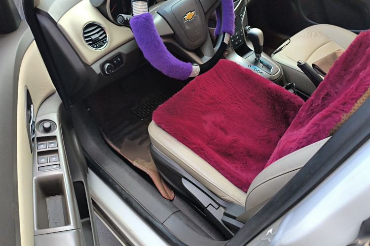 Used Chevrolet Cruze 2015 1.5L Classic SE AT Driver Seat