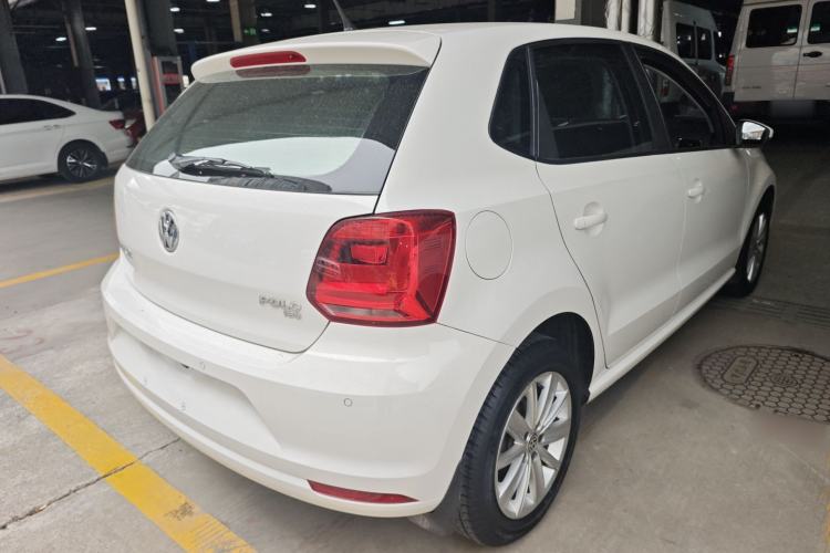 Used Volkswagen Polo 2014 1.6L Automatic Comfort Edition Rear Right 45 Deg