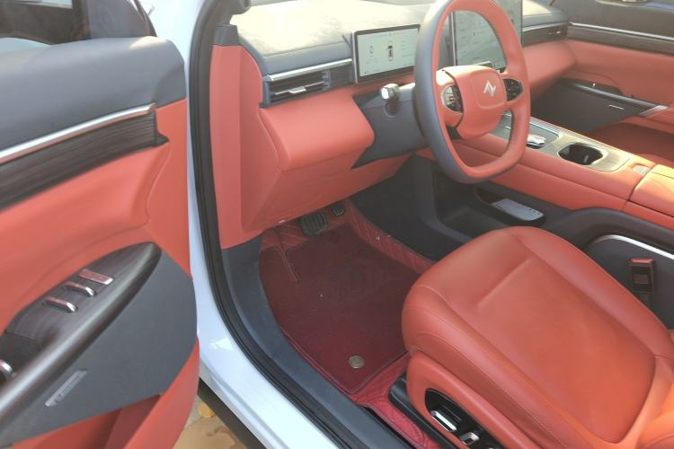 Used Dongfeng eπ eπ008 2024 636Max All-Electric Version 6 Seats