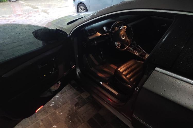 Used Volkswagen FAW-Volkswagen CC 2013 2.0 TSI Ultimate Model Driver Seat