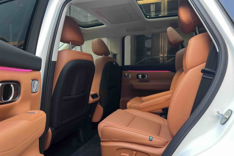 Used Leapmotor C16 2024 Range-Extended 200 Luxury Edition