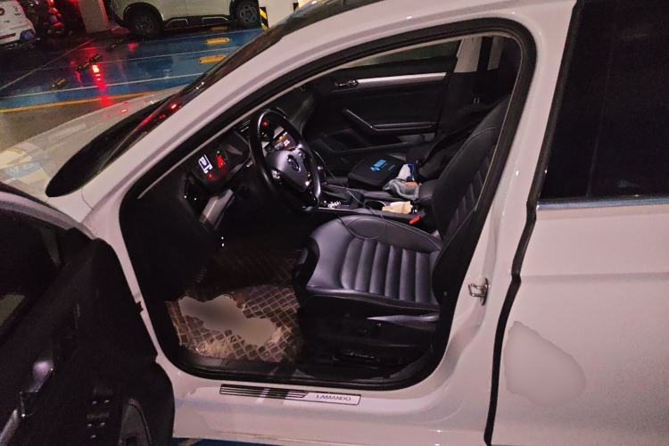 Used Volkswagen Lamando 2019 280TSI DSG Comfort Edition China VI standard Left Front Seat