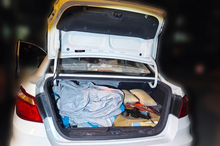 Used CHANGAN Eado 2015 1.6L Manual Luxury Model China IV Standard