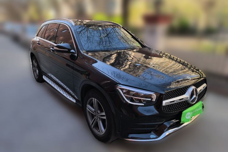 Used Mercedes-Benz GLC 2020 GLC 260 L 4MATIC Luxury Model Front Right 45 Deg