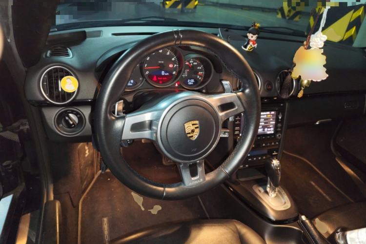 Used Porsche Cayman 2012 Cayman Black Edition 2.9L Steering Wheel