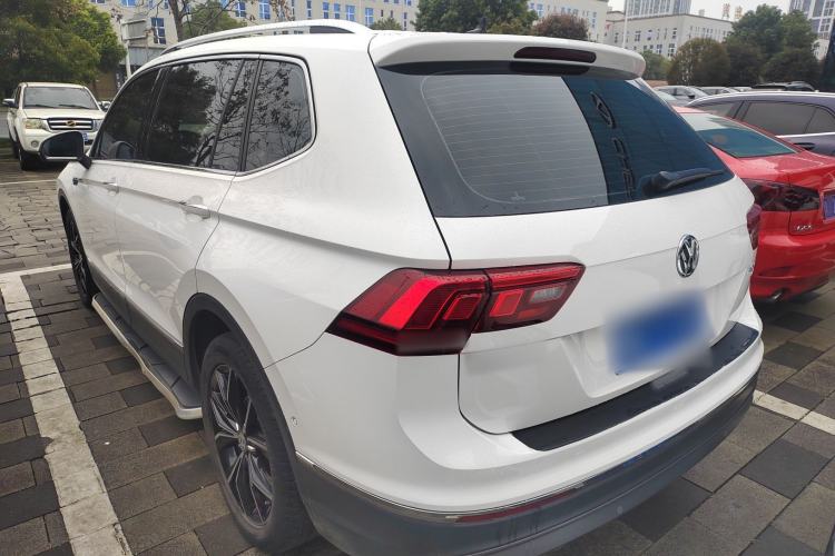 Used Volkswagen Tiguan L 2020 330TSI Automatic Two-Wheel Drive Smart Luxury Edition China VI Standard Exterior 2