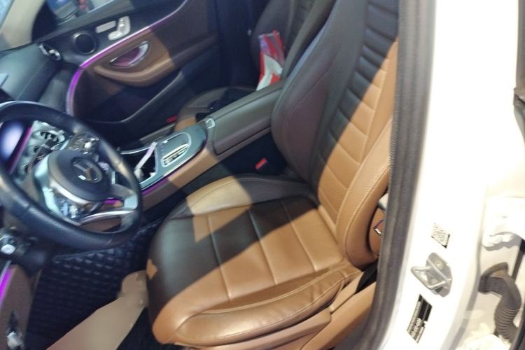 Used Mercedes-Benz E-Class 2019 E 300 L Sporty and Stylish Model
