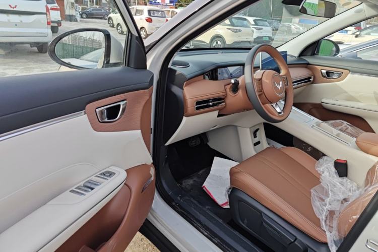 Used Wuling Bingo S 2025 Model 325km Deluxe Edition