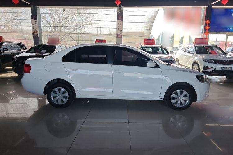 Used Volkswagen Jetta 2015 Zhuihui Edition 1.4L Manual Fashion Model Exterior 2