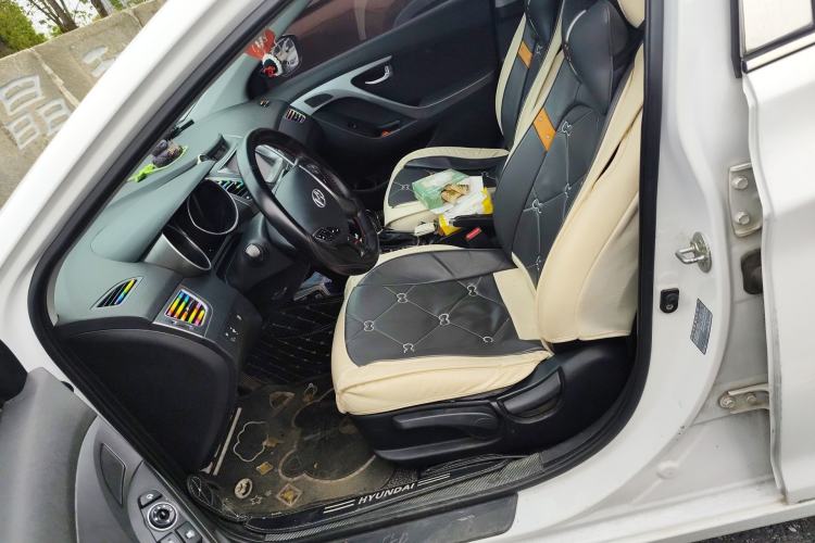 Used Hyundai Elantra (5th Generation / Langdong) 2016 1.6L Automatic Prestige Model