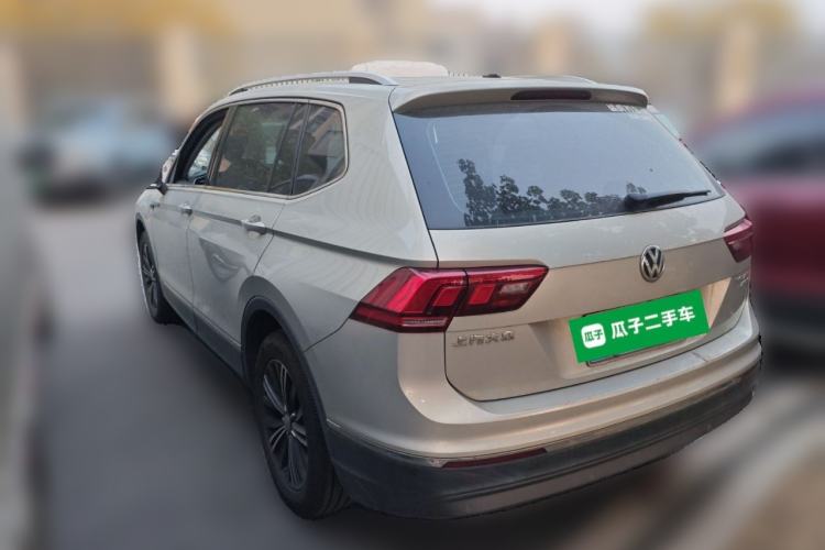 Used Volkswagen Tiguan L 2019 Revised Version 280TSI Automatic Two-Wheel Drive Panoramic Comfort Edition China VI Standard
