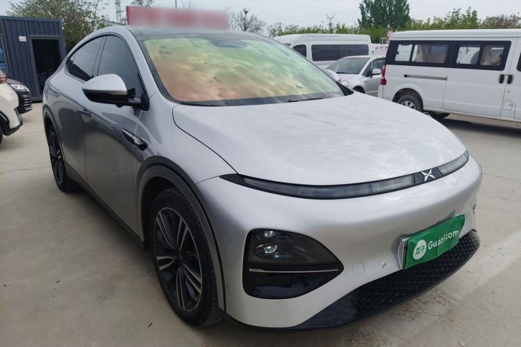 Used XPeng G6 2023 700 Four-Wheel Drive Performance Max Front Right 45 Deg