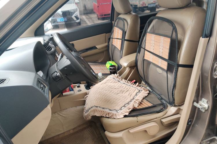 Used Wuling Hongguang 2014 1.2L S Comfort Model China IV