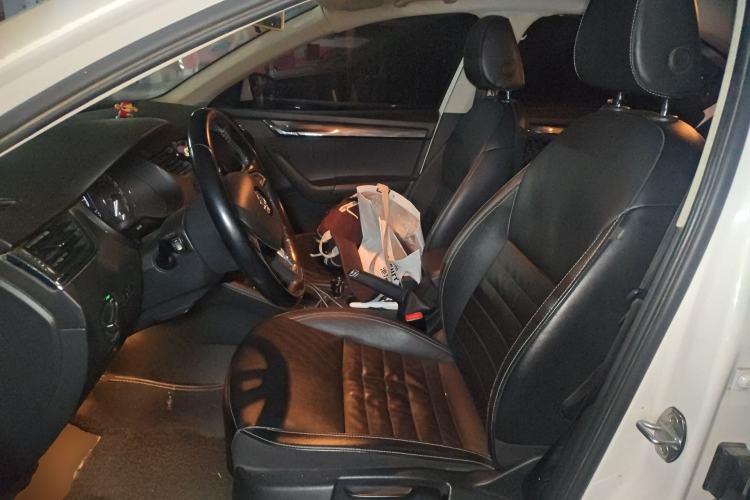 Used Skoda Octavia 2017 1.6L Automatic Smart Drive Edition