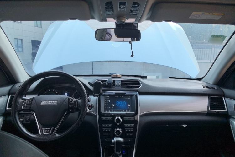 Used Haval H2 2016 Red Label 1.5T Automatic Two-Wheel Drive Elite Model
