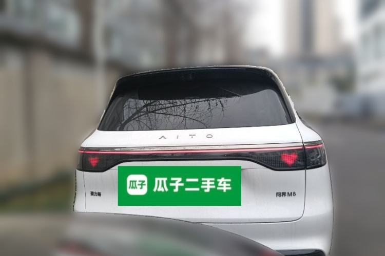 Used Hima AITO M8 2025 Extended-Range Ultra Version 53.4 kWh 6-Seater Edition
