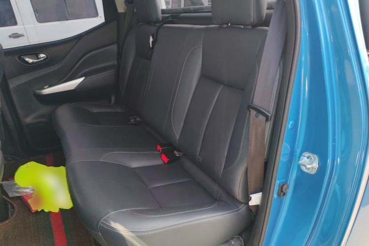 Used Dongfeng Ruichi 6 2023 Revised Version 2.3T Manual Two-Wheel Drive Diesel Standard Trim with Long Cargo Bed
