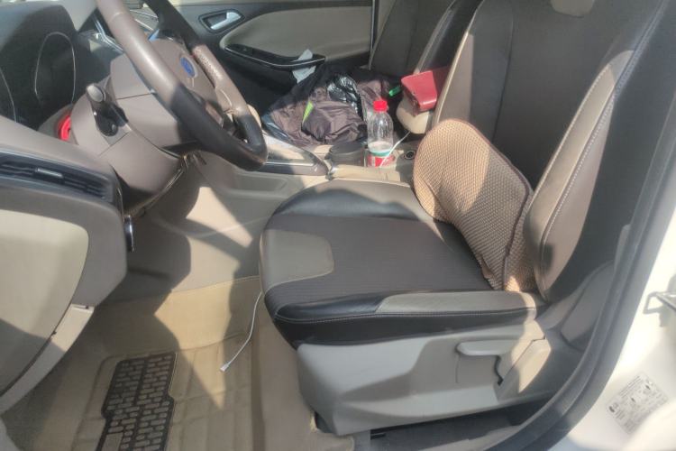 Used Ford Focus 2012 Hatchback 1.6L Automatic Fashion Edition