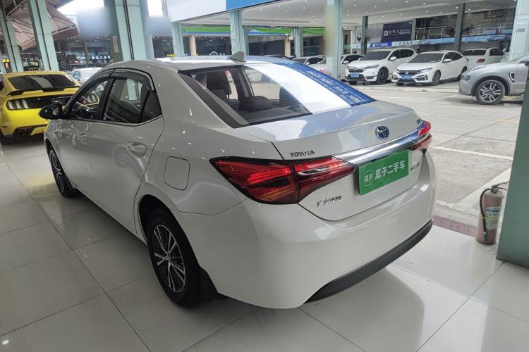 Used Toyota Levin 2016 Dual-Engine 1.8H GS E-CVT Elite Model with Sunroof Rear Left 45 Deg