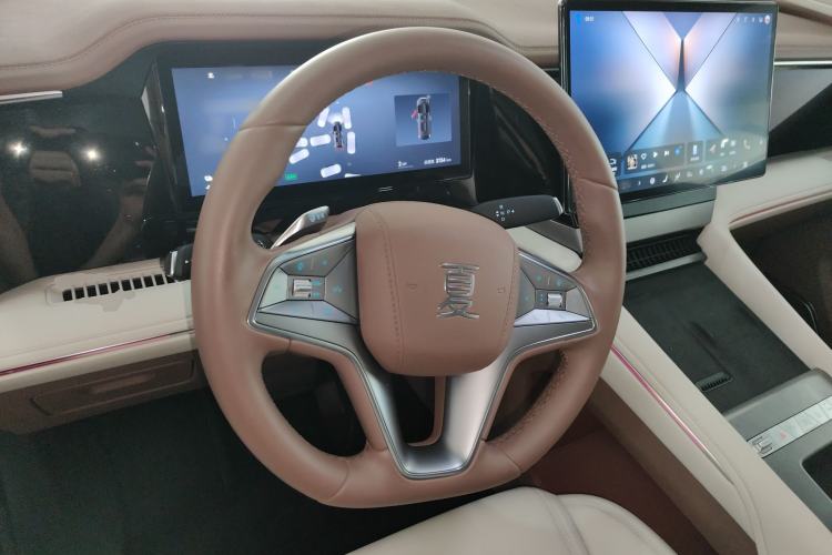 Used BYD Xia 2025 DM-i 1.5T 180km Excellence Model Steering Wheel