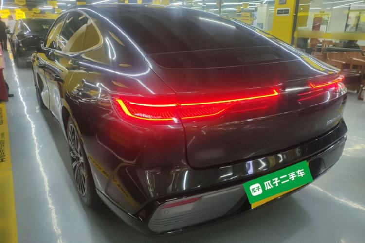 Used Geely Galaxy 8 2025 130km EM-P Starship Edition Rear Left 45 Deg