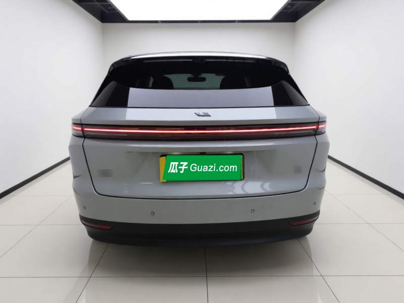 Used Li Auto i6 2025 Model Two-Wheel-Drive Standard Type — 5