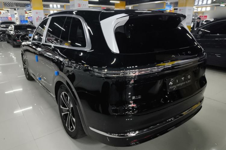 Used Hima AITO M7 2026 Model Range-Extending Max All-Wheel Drive 5-Seater Version
