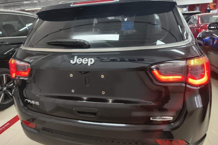 Used Jeep Compass 2019 220T Automatic Family Edition