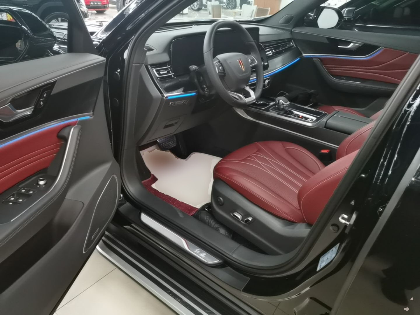 Hongqi HS5 2026 Model 2.0T Four-Wheel Drive Xuan Ying Edition — снимка 18