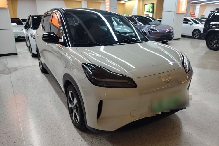 Used Wuling Bingo PLUS 2024 330 km Range Five-Seater Version
