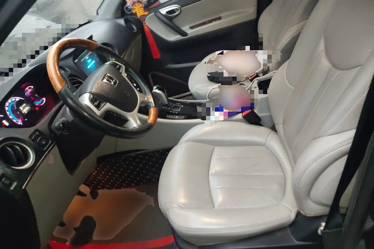 Used Luxgen Great 7 SUV 2015 2.2T Two-Wheel-Drive ZhiZun Version
