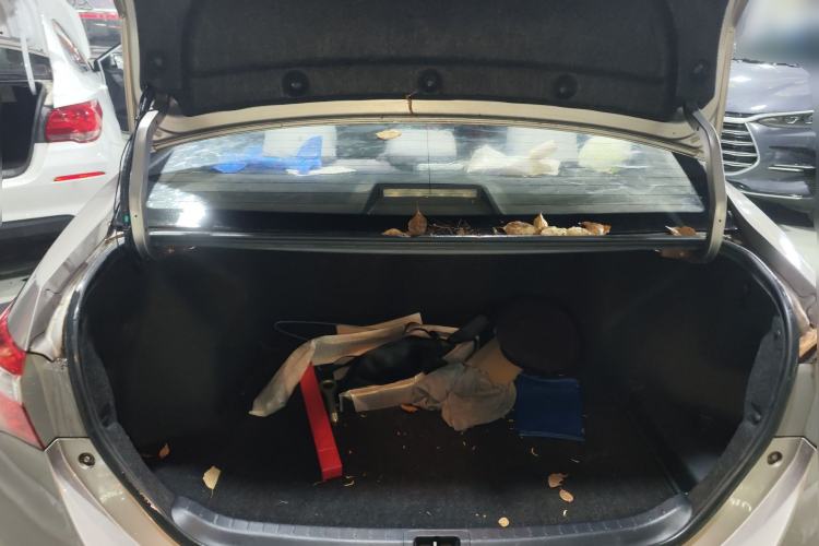 Used Toyota Corolla 2017 1.2T CVT GL-i Trunk