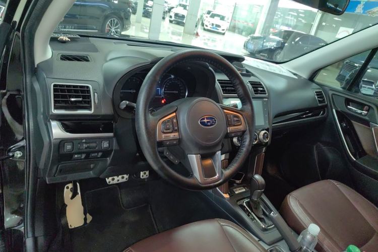 Used Subaru Forester 2016 2.5i Prestige Navigation Edition Center Console