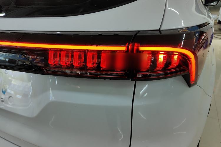 Used JETOUR X70 PLUS 2024 Champion Edition 1.5T DCT Champion PRO 5-Seater Right Rear Taillight