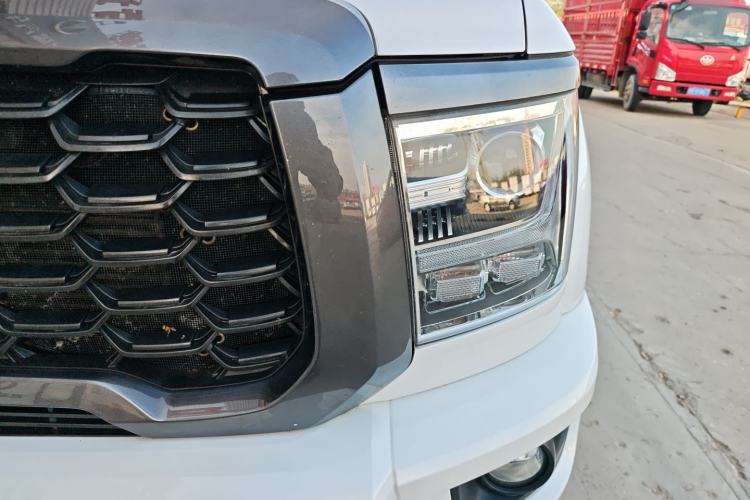 Used Great Wall King Kong Poer 2022 2.0T Manual Diesel Two-Wheel Drive Entrepreneurial Version Long Box Flat Bed – GW4D20M Left Front Headlight