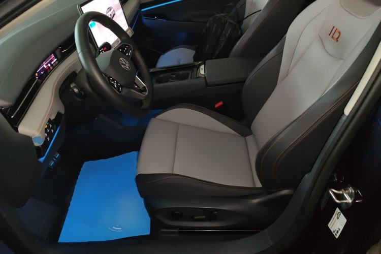 Used Volkswagen ID.7 VIZZION 2024 AIR model Left Front Seat