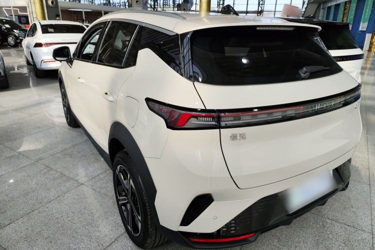 Used Lynk & Co 06 EM-P 2025 EM-P 126 Long-Range Max Rear Left 45 Deg