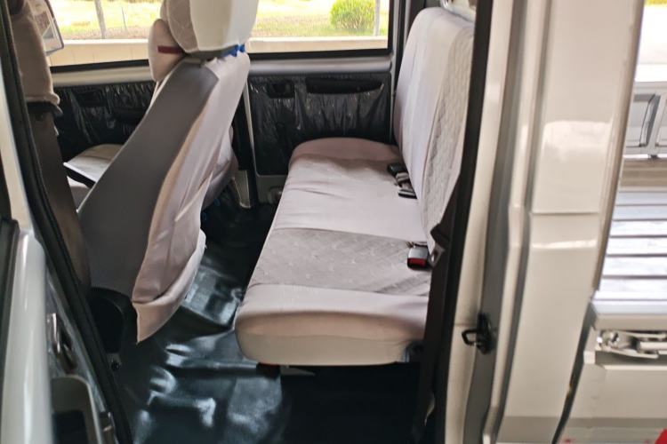 Used Wuling Rongguang Small Truck 2023 1.5L Double-Cab LAR Left Rear Seat