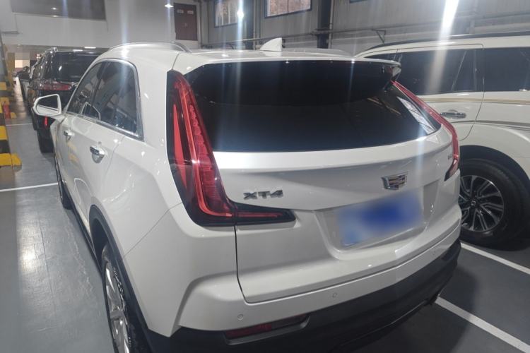 Used Cadillac XT4 2022 28T Two-Wheel Drive Fashion Edition

