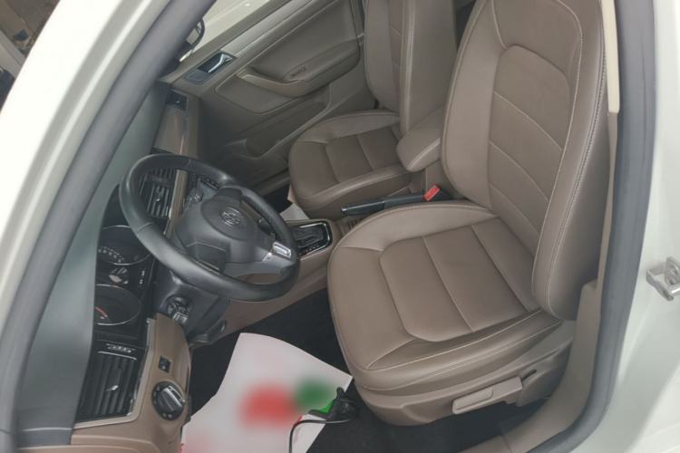 Used Volkswagen Bora 2014 1.6L Automatic Comfort Model Left Front Seat